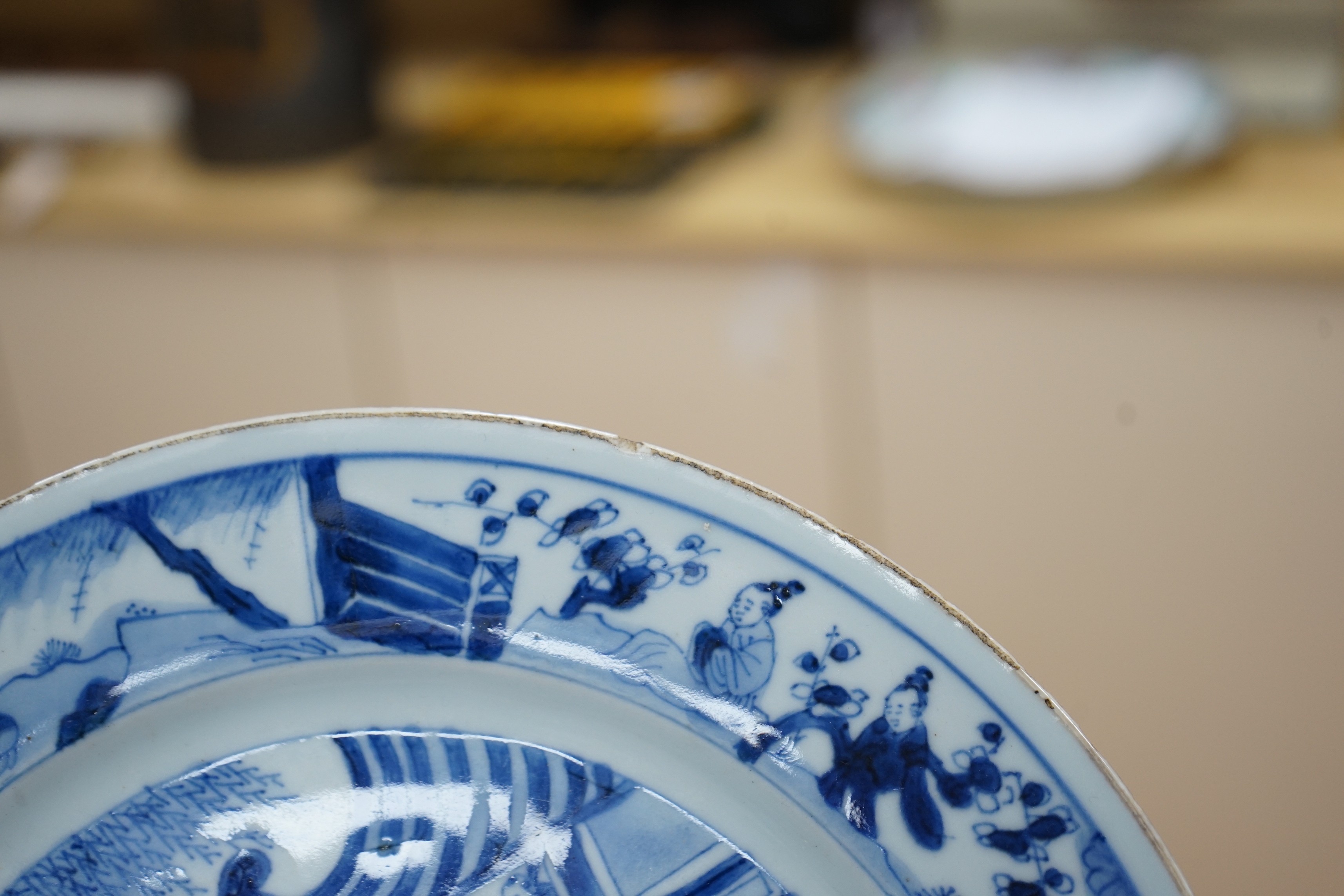 A Chinese Kangxi blue and white plate. 26cm diameter